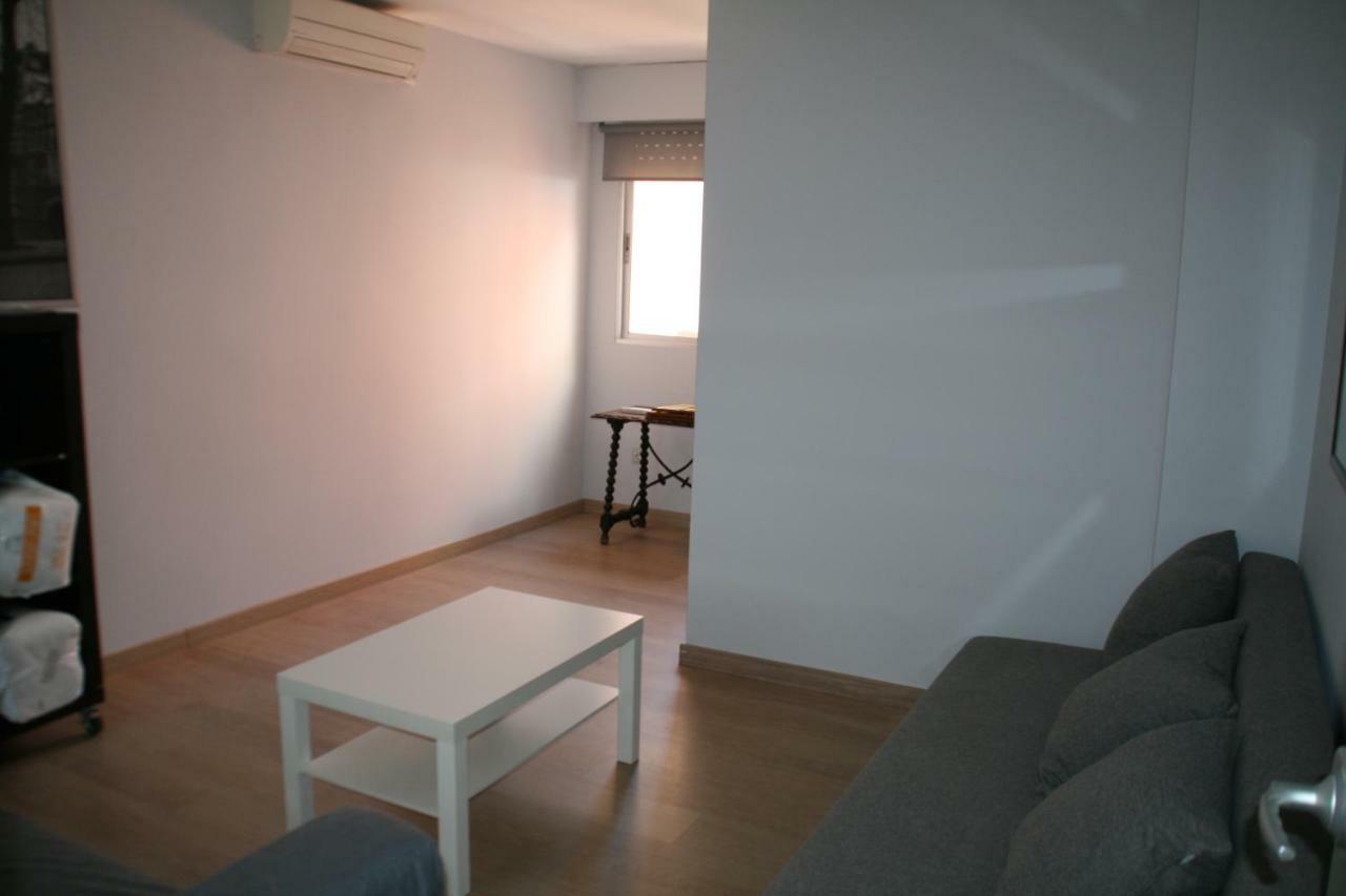 Apartamento Alberche Sevilla Exterior foto